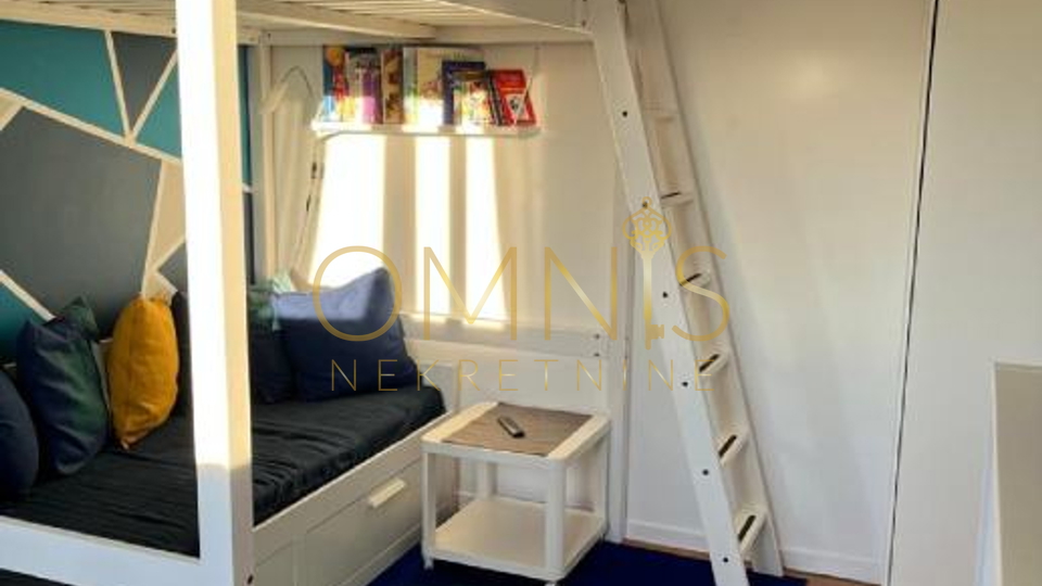 Rijeka, Grbci, 3S+DB, 90 m2,balkon!